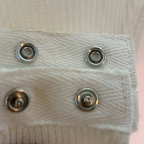 2/$30 Entro Long Sleeve Puff Shoulder White Bodysuit Size M - Picture 6 of 7